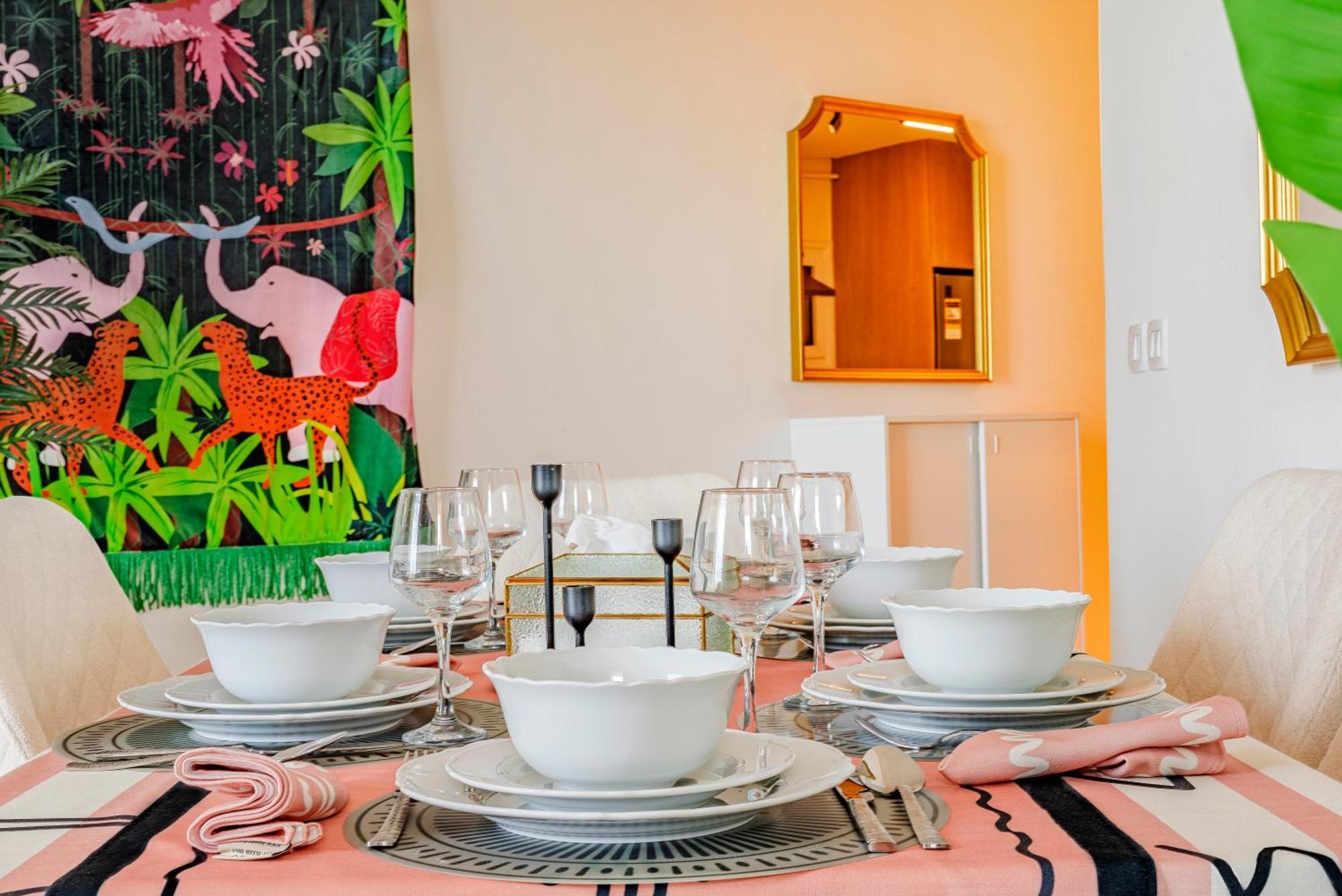 Nabeel Homes - Designer Seaview - 108 Apartment *